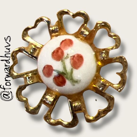 Vintage Jewelry - Hand-Painted Floral Heart Pin – Gold Tone with Cutout Frame